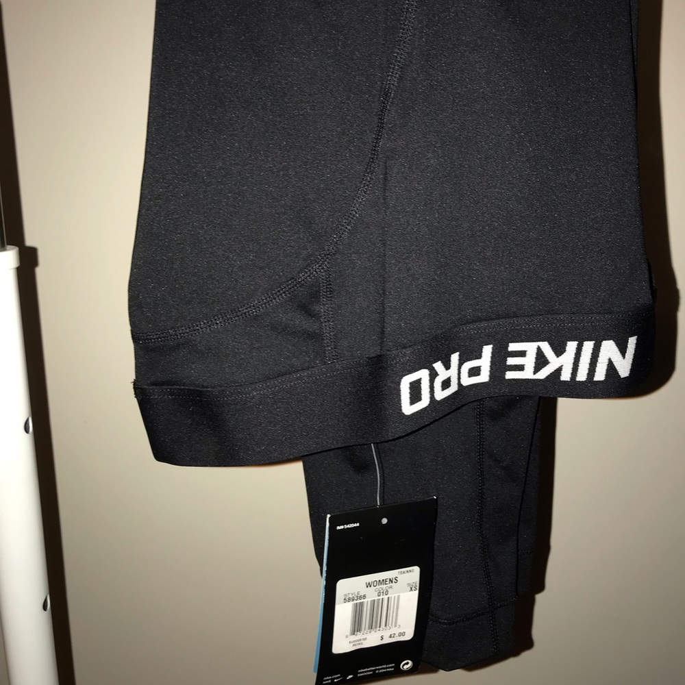 Cropped Nike leggings